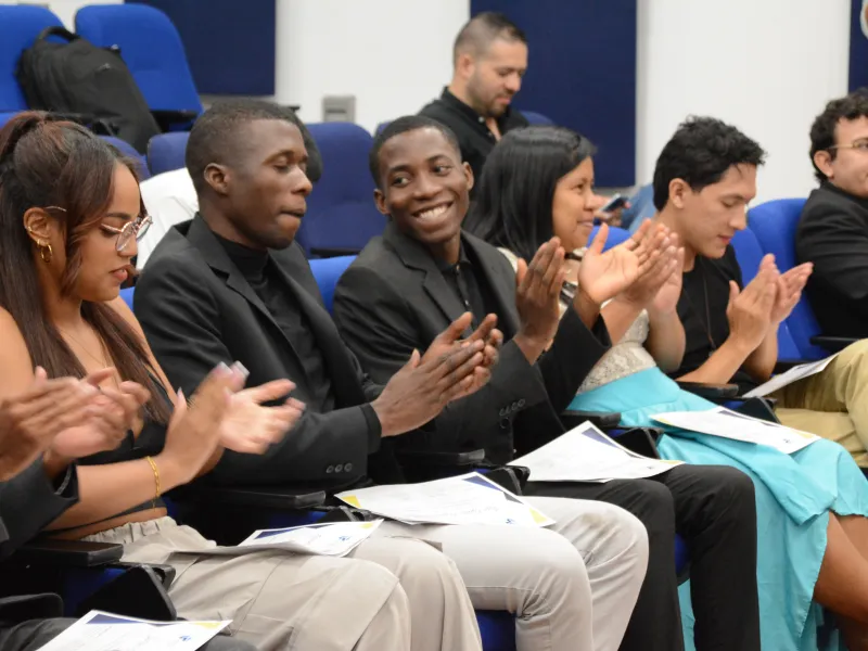 Curso-gratuito-inglés-English-contact-centers-3 Curso-gratuito-inglés-English-contact-centers-3