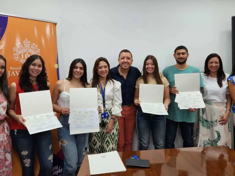 Estudiantes del programa de Turismo recibieron certificación de ASOCOLWEP Estudiantes del programa de Turismo recibieron certificación de ASOCOLWEP